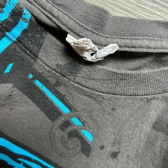Y2K Grey Blue Affliction Tapout Style Graphic Shirt Mens XL - Picture 4 of 5